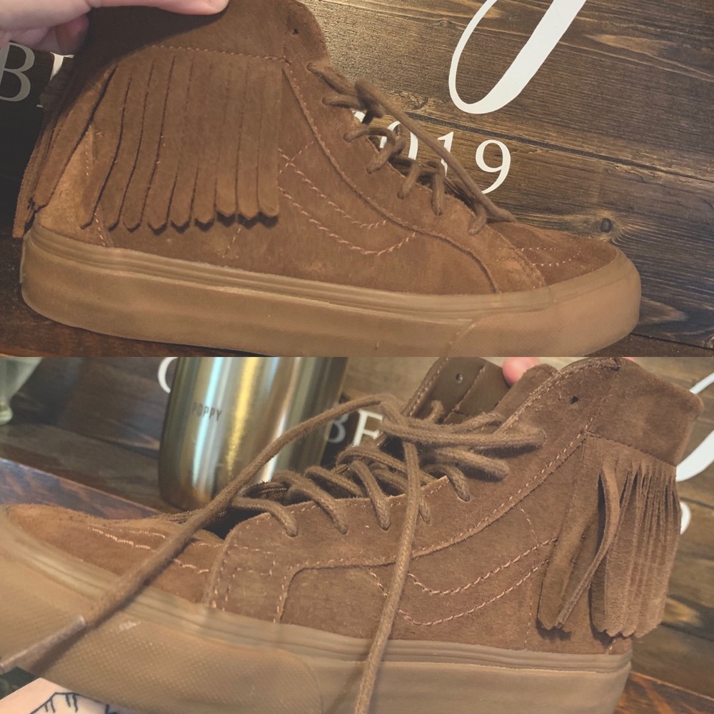 Women’s suede/fringe high top vans